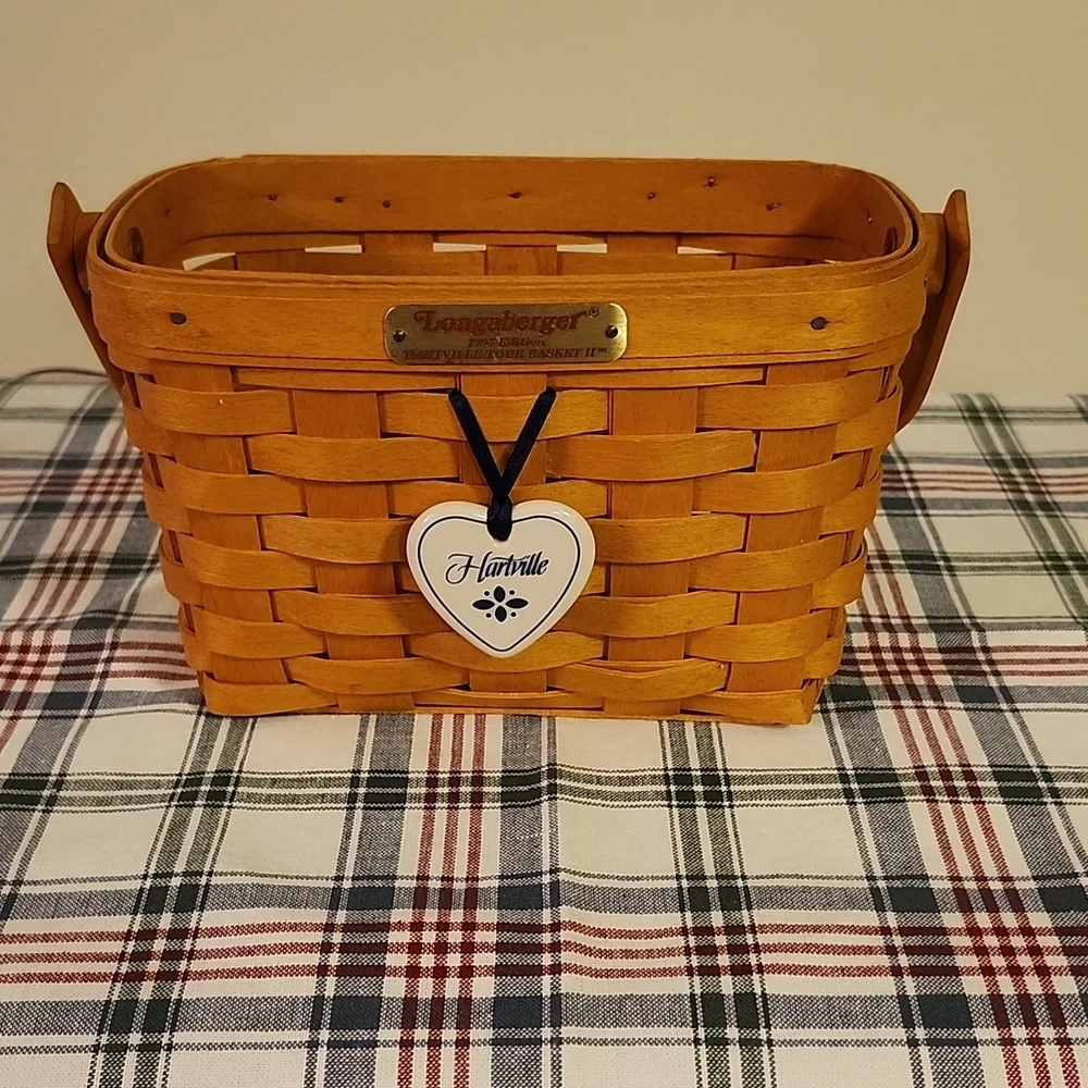 Longaberger Hartville Tour Basket with Heart Tag